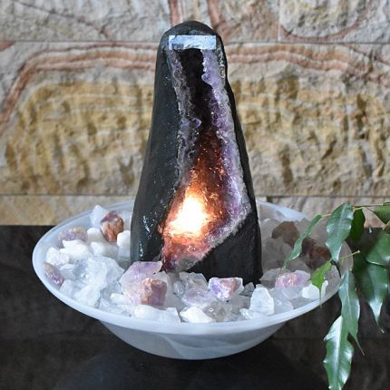 Edelsteinbrunnen Amethyst Geode